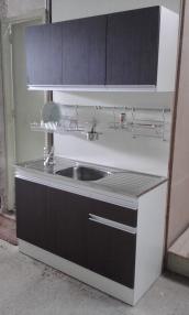 Bajo mesada y aereo madera oscura